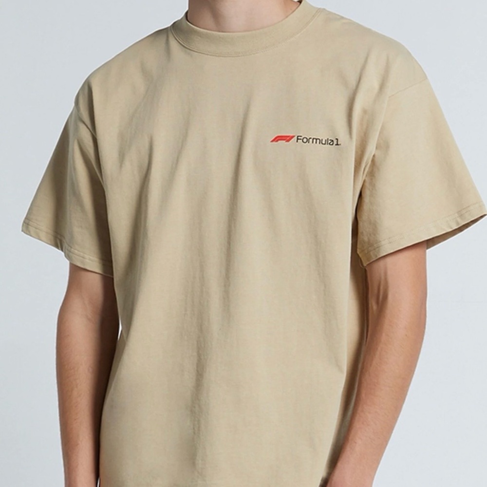 Formula 1 x PacSun Focus T-Shirt Tan Graphic Crewneck Tee Shirt Size Medium
